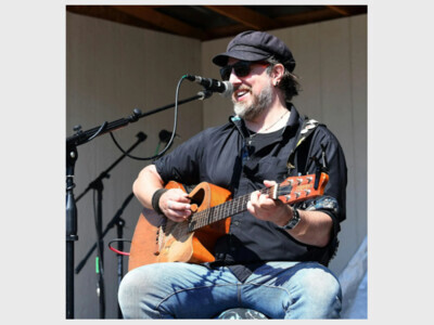 Live Music: Freddie Long