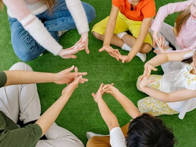 Canta Juego: Spanish Circle Time
