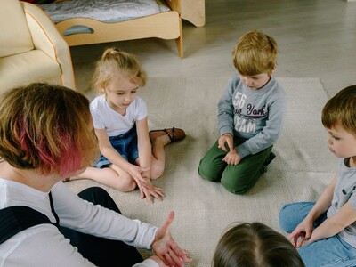 Neighborhood Circle Time